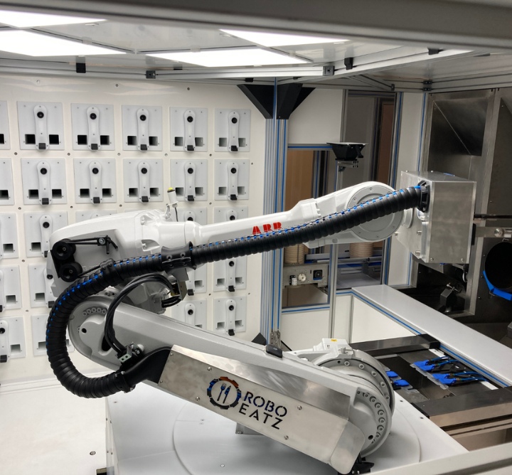 RoboEatz robot in a healthcare facility.