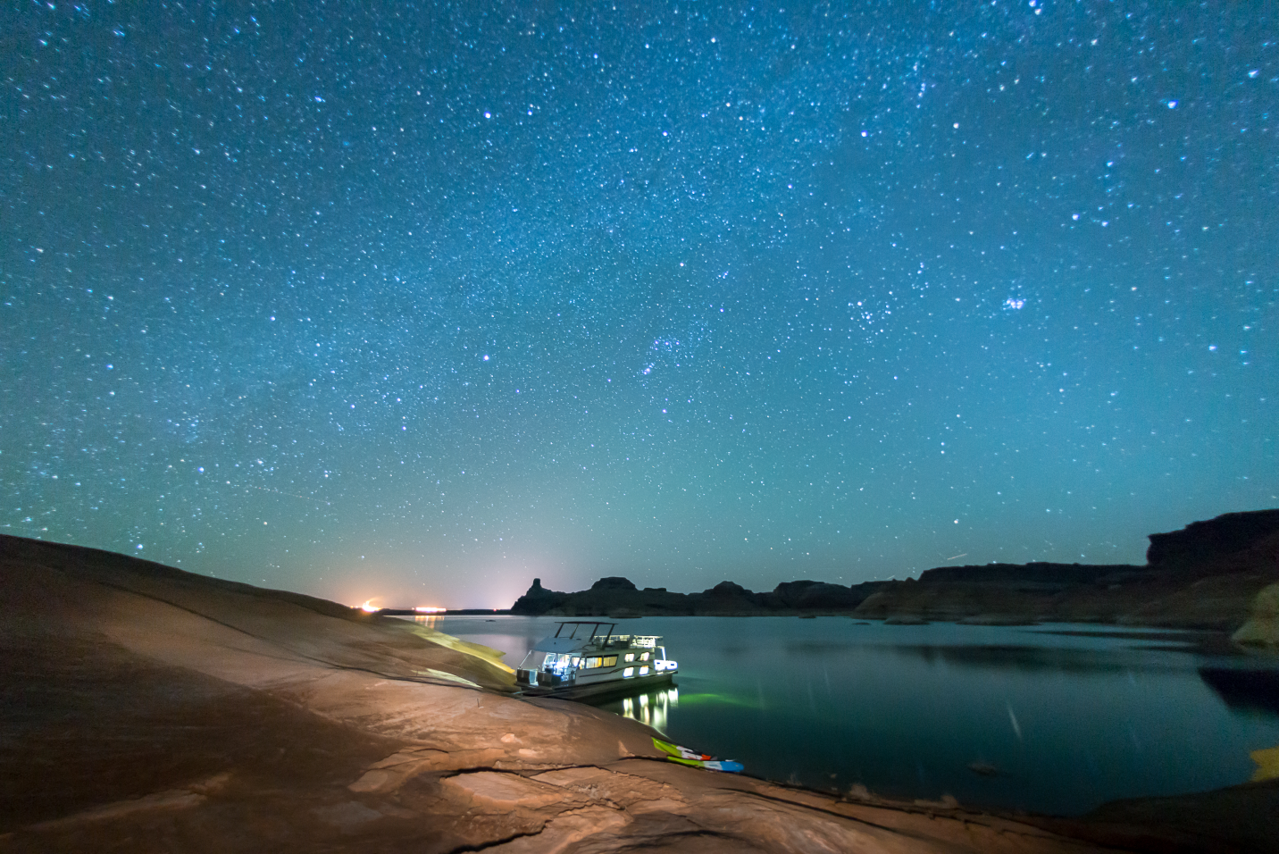 Lake Powell Houseboat