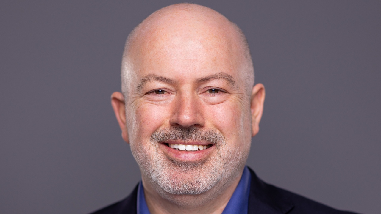 Tom Neville headshot.