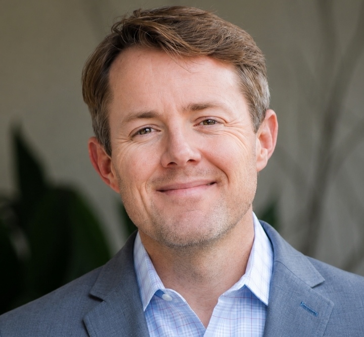 Matt Rogers Headshot.