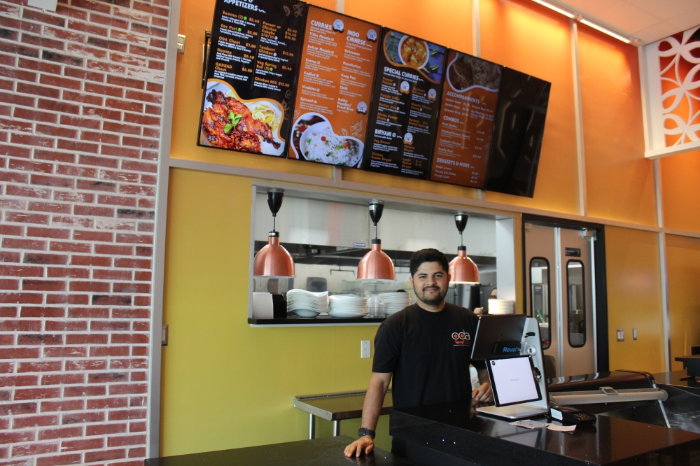 Image of a manager at O'Desi Aroma.