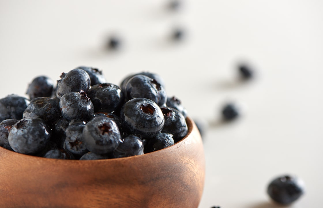 Bowl of blueberries.