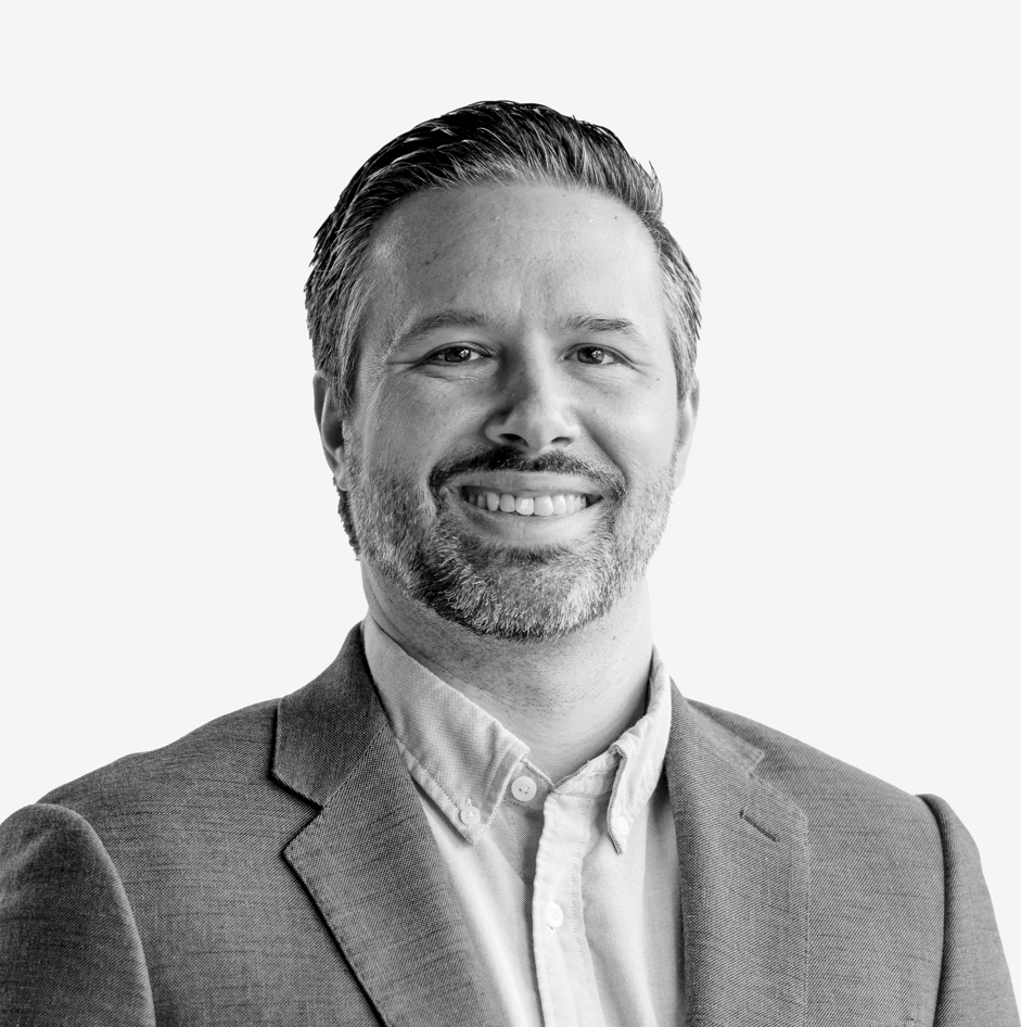 Scott McDade Headshot